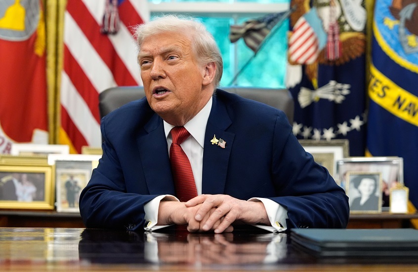رئيس مجلس النواب الأمريكي: ترامب لديه كامل الحق بطرد آلاف المسؤولين في ظل الإغلاق الحكومي