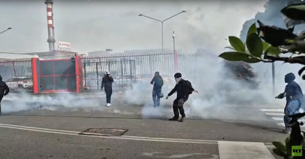 "تورينو تقف مع فلسطين".. حرب عصابات أمام شركة "ليوناردو" للصناعات الدفاعية في إيطاليا (فيديو)