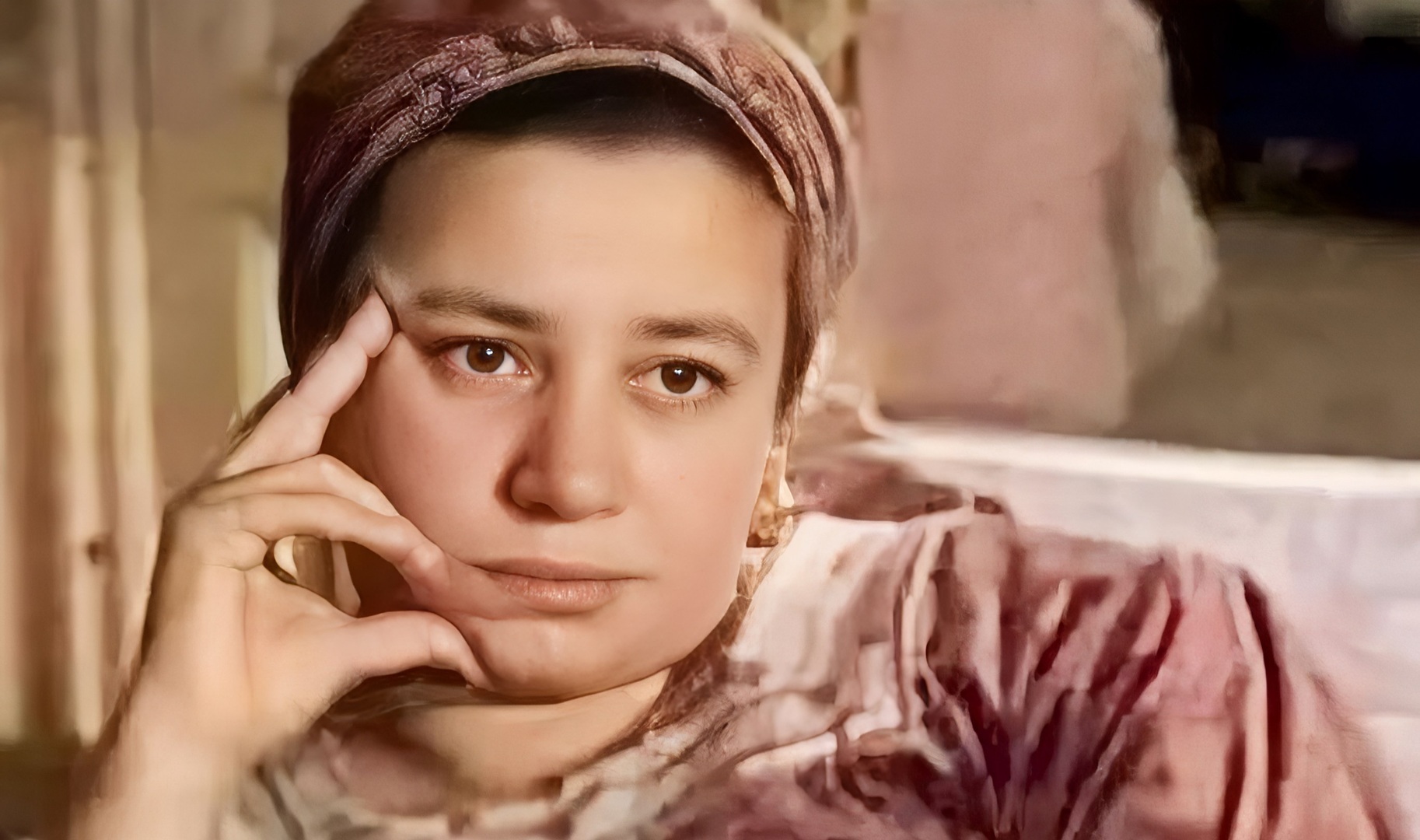 من "جلباب أبي" إلى "تيتانيك".. عبلة كامل حديث السوشيال ميديا وكيت وينسليت تستغيث!
