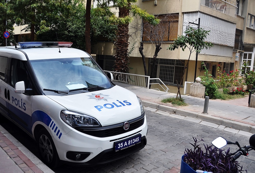 صحيفة: اعتقال مراهقين في مدينة إسطنبول التركية على اتصال مع "داعش" خططا لشن هجمات إرهابية
