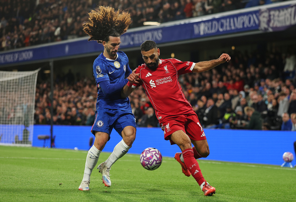انهيار النجوم.. تقييم متدن لصلاح وفان دايك بعد خسارة ليفربول الدرامية أمام تشيلسي