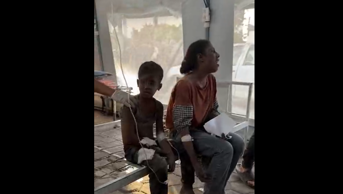 مراسلنا: قتلى وجرحى إثر غارات إسرائيلية على مربع سكني بحي التفاح شرق مدينة غزة