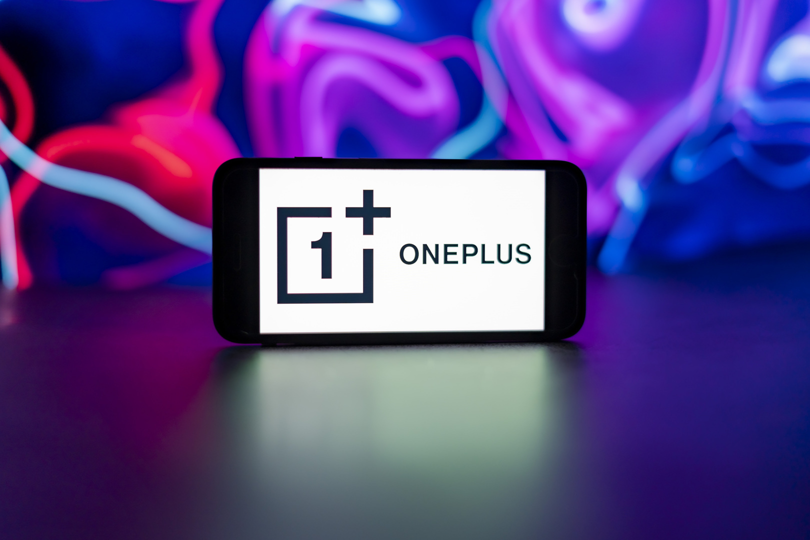 OnePlus تطلق هاتفها الجديد بتقنيات وقدرات تصوير مميزة