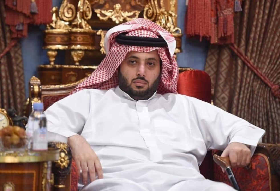 تركي آل الشيخ يلمح إلى إمكانية استضافة مباراة من الدوري الإسباني ضمن موسم الرياض