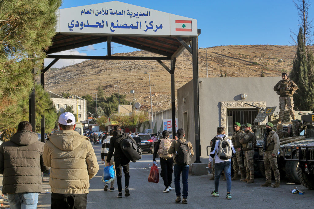 لبنان.. انطلاق المرحلة الرابعة من قوافل عودة النازحين السوريين إلى بلادهم