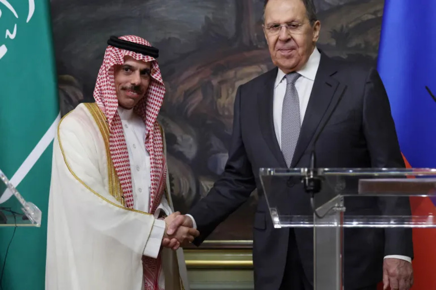 لافروف: بعض الأطراف تحاول إبقاء دول الخليج متوجسة من إيران