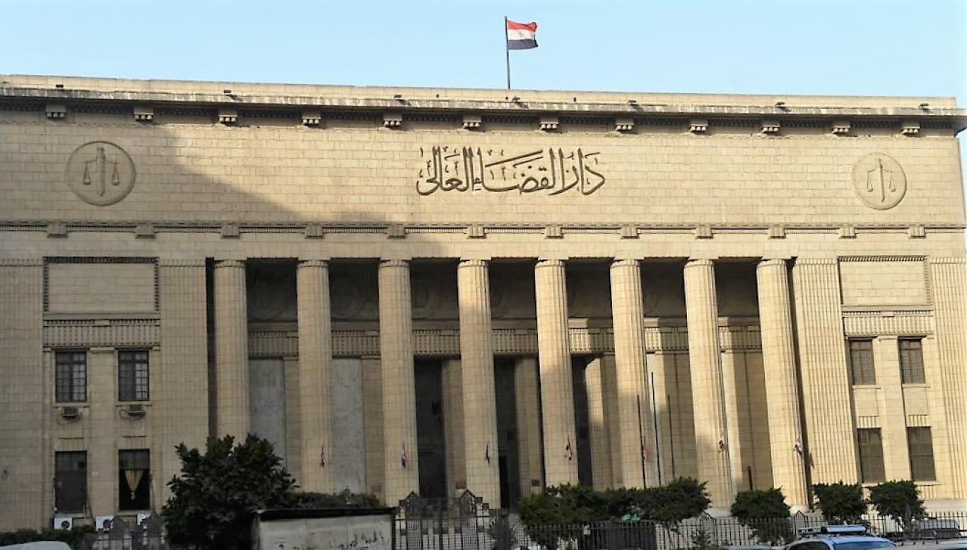 دسّت السم في الخبز .. حكم قضائي في مصر للمتهمة بقتل زوجها وأبنائه الستة