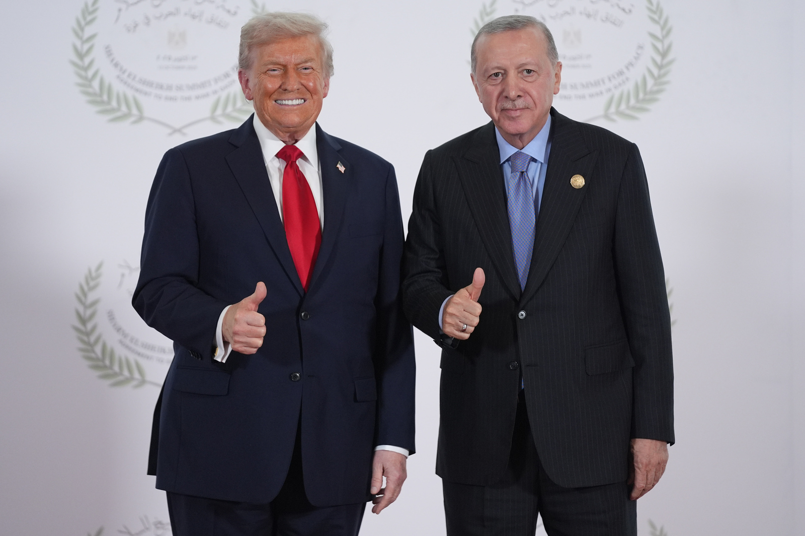 ترامب: أردوغان رجل قوي جدا