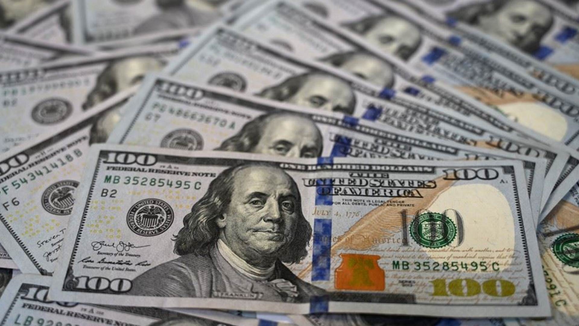مصر .. تعاملات الإنتربنك تتجاوز 820 مليون دولار خلال يومين