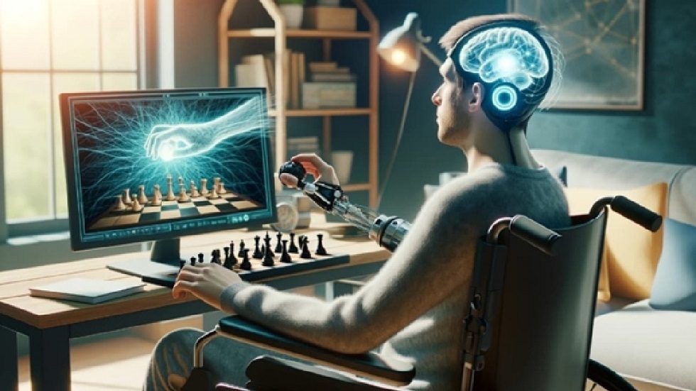 بفضل شريحة "Neuralink".. مريض بالتصلب الجانبي الضموري يتحكم في ذراع آلية باستخدام قوة الفكر