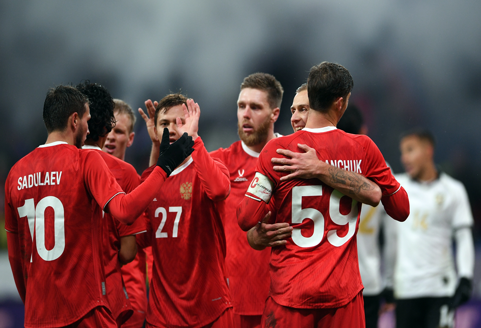 منتخب روسيا يهزم بوليفيا بثلاثية