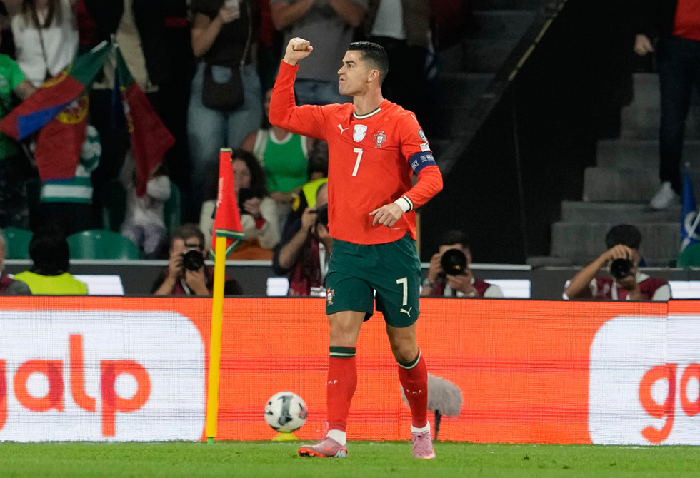 رونالدو يحطم رقما تهديفيا قياسيا في تصفيات كأس العالم