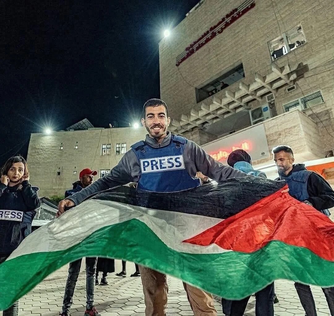 مسجد القوات المسلحة المصرية يشهد عزاء الصحفي الفلسطيني صالح الجعفراوي