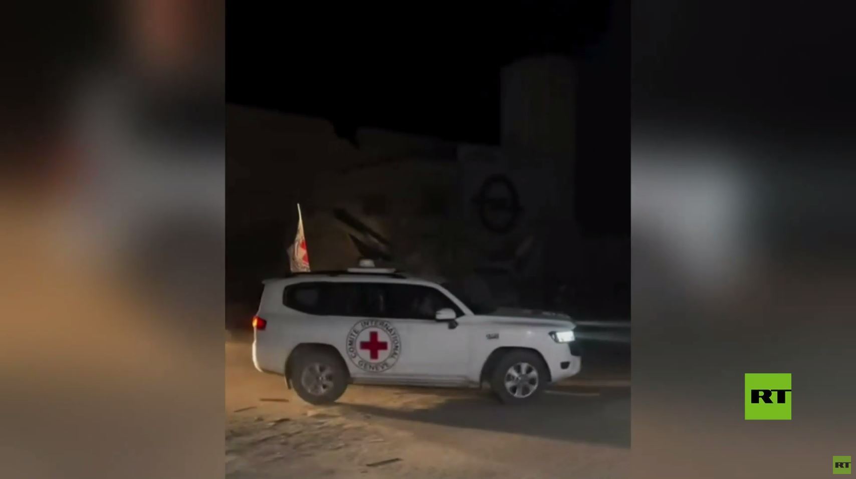 غزة.. كتائب القسام تسلم جثتي أسيرين إسرائيليين إلى الصليب الأحمر