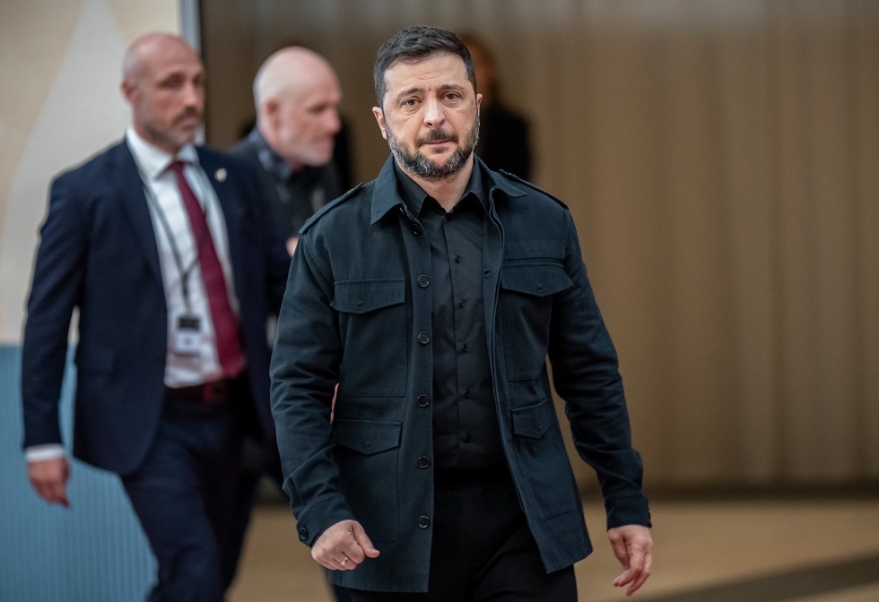 "بوليتيكو": أوكرانيا فشلت فشلا ذريعا في توقيع اتفاقيات مهمة مع الولايات المتحدة في واشنطن