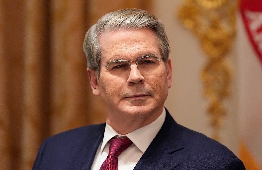 وزير الخزانة الأمريكي يحث دول مجموعة السبع على زيادة الضغط على روسيا