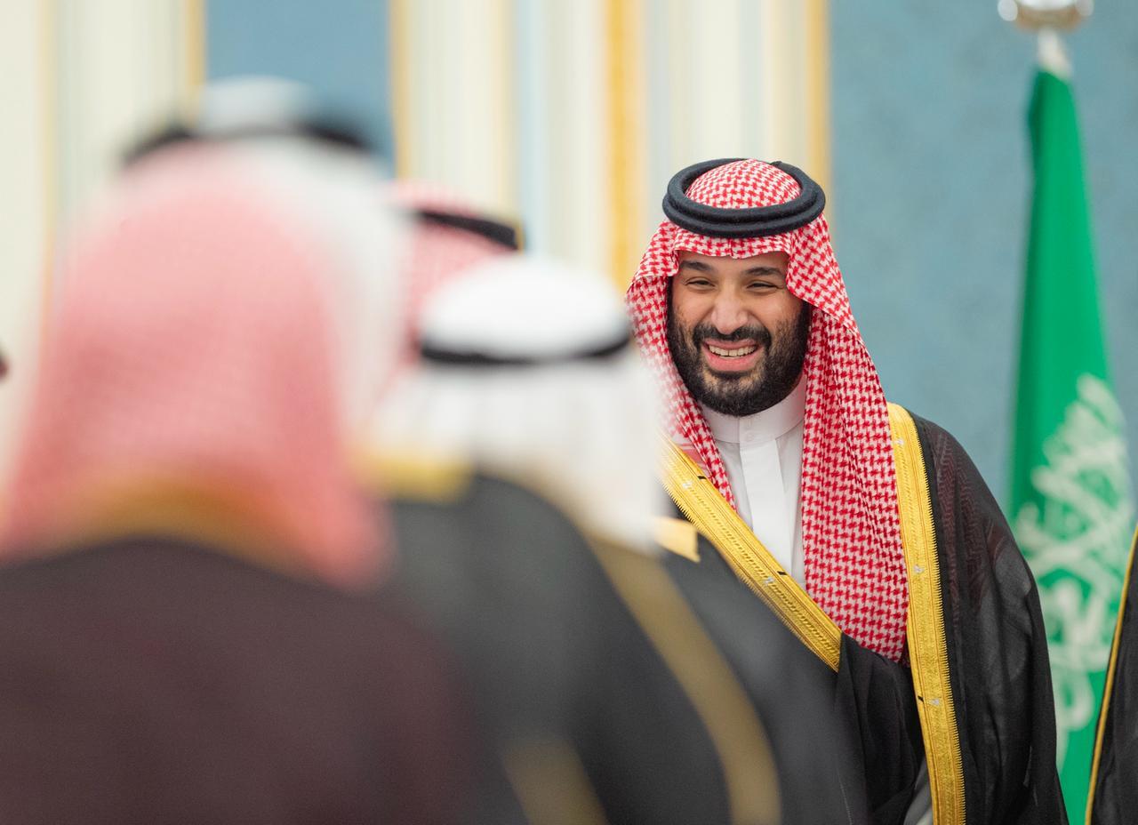 السعودية.. تقاعل مع استقبال ولي العهد محمد بن سلمان جمعا من الأمراء (فيديو)