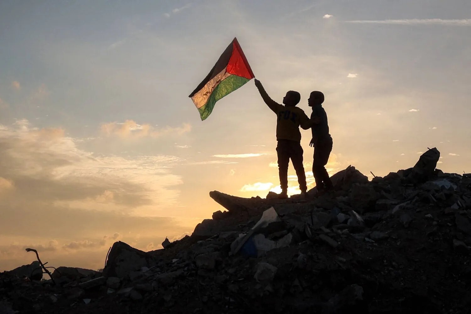 وفد فلسطيني رفيع يصل مصر اليوم