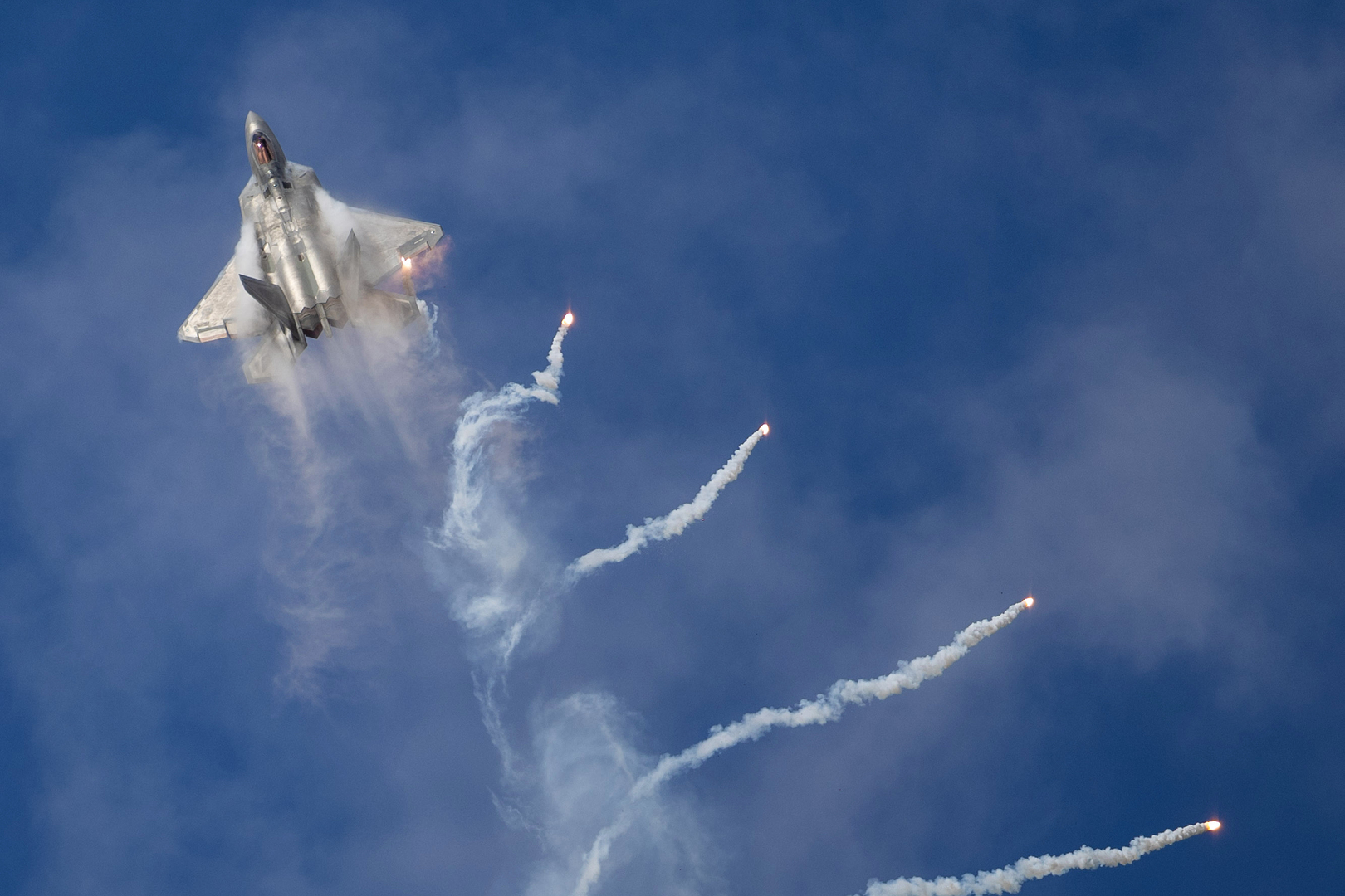 الجيش الأمريكي ينفذ ضربة جديدة ضد "كارتلات" المخدرات