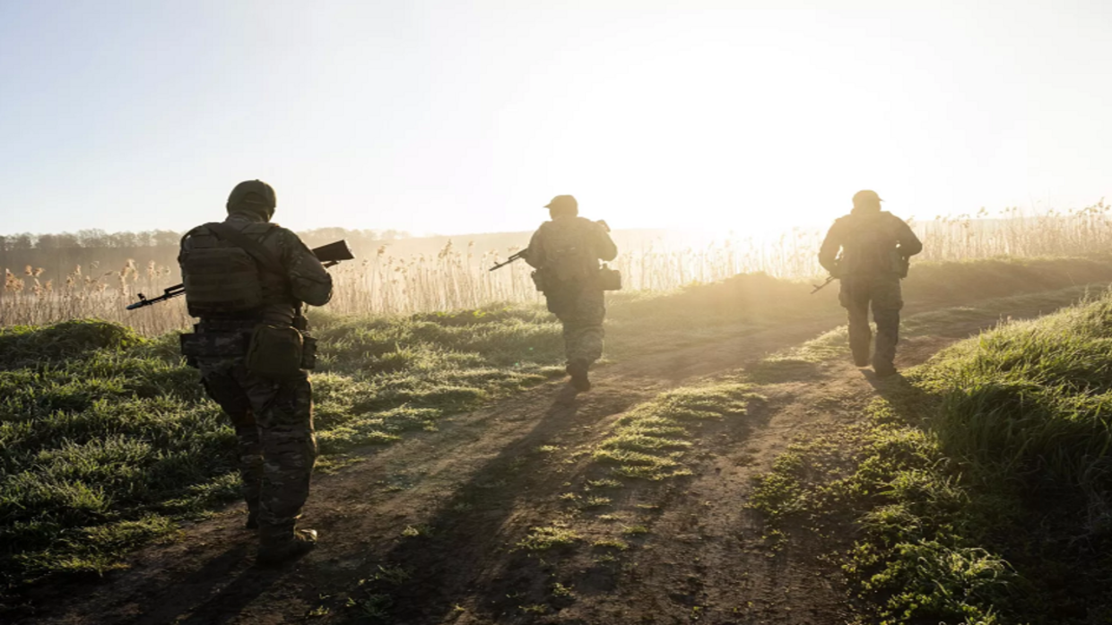 تقرير أمريكي عن ازدواجية حليف لسلطات كييف "خائن لأوكرانيا"