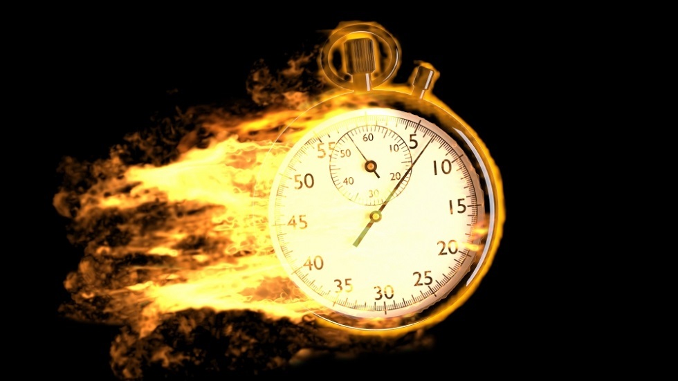 لماذا يبدو الوقت أسرع مع التقدم في العمر؟.. دراسة تكشف السبب