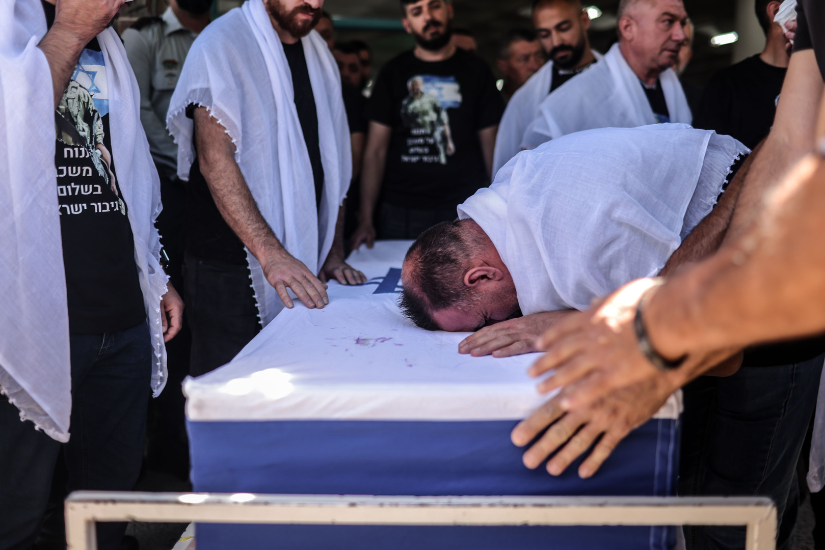 ماذا فعل هجوم "طوفان الأقصى" بالجنود الإسرائيليين؟.. تحولوا إلى أنصاف بشر
