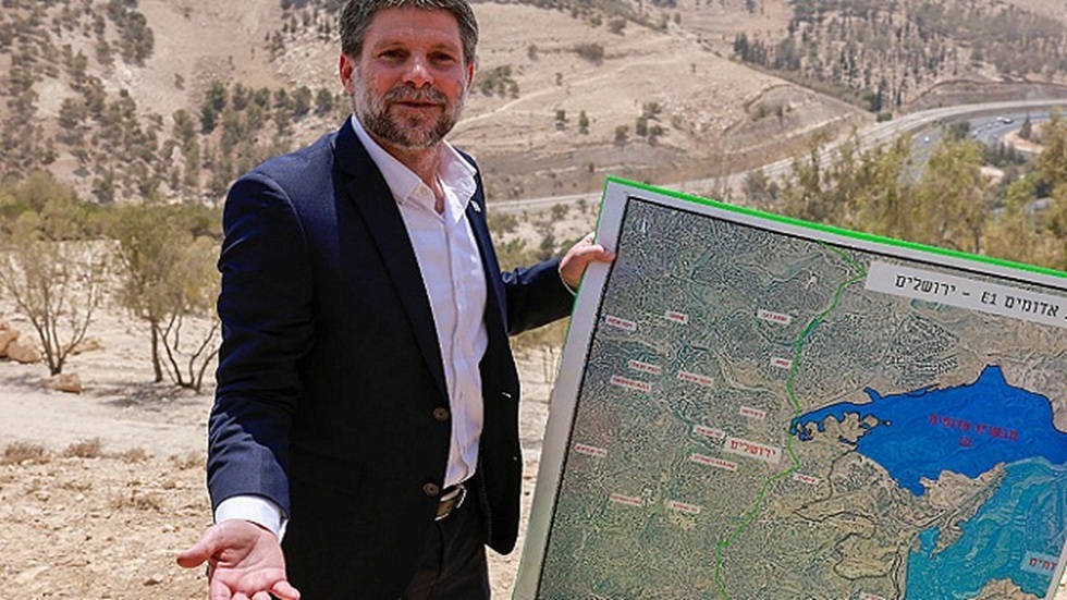 سموتريتش: الجيش يعد لاحتلال غزة بسرعة وشرط إعادة الإعمار نزع سلاح حماس