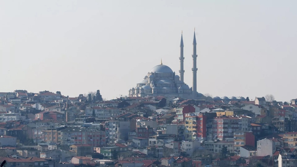 زلزال بقوة 61 يضرب غرب تركيا ويشعر به سكان إسطنبول