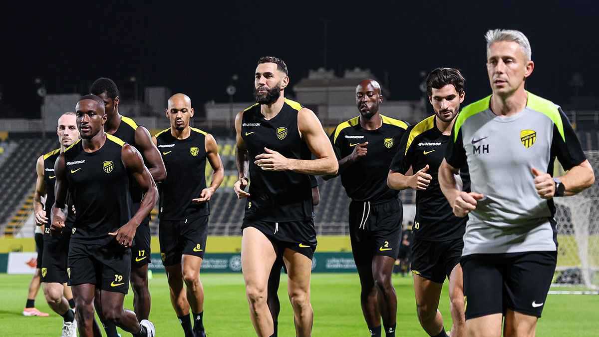 "بكلمتين فقط".. بنزيما يوجه رسالة قوية قبل كلاسيكو النصر