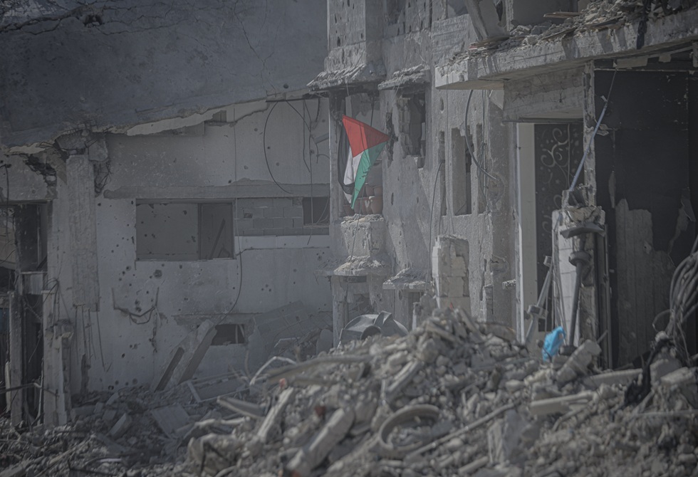 الجيش الإسرائيلي يعلن العودة إلى وقف إطلاق النار في غزة غداة ليلة دامية