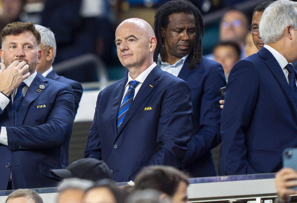 رئيس "الفيفا" يوجه رسالة خاصة لنادي الاتحاد بعد فوزه على النصر