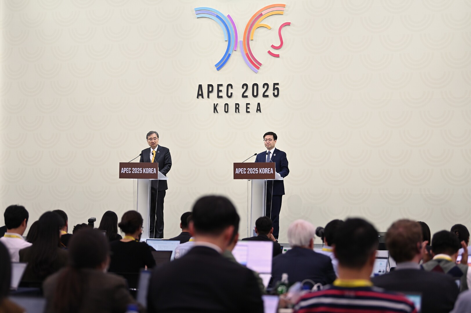 "أبيك 2025": توافق محدود وتطلعات نحو إعلان يغيونغجو