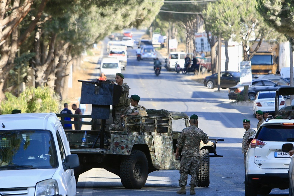 مراسلة RT مقتل شخص بغارة إسرائيلية استهدفت دراجة نارية في محيط بلدة شوكين قضاء النبطية جنوب لبنان