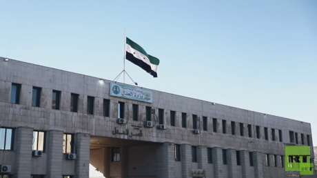 القضاء السوري يحسم الجدل  حول صدور أحكام إعدام بحق المفتي حسون ومسؤولين في عهد الأسد