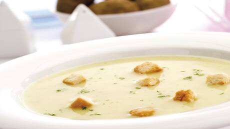 الطعام الساخن يهدد صحتك.. والبارد يرفع الاكتئاب!
