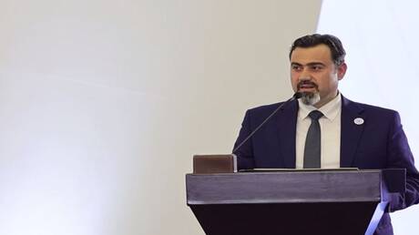سوريا.. وزير التربية يثير الجدل بخطوة تقليص حصص التربية الدينية في المدارس - عاجل 