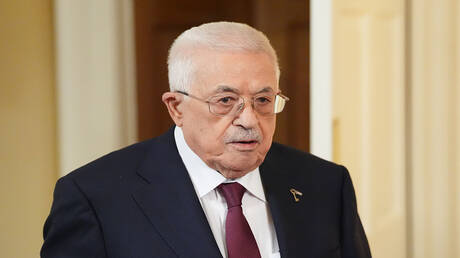  الرئيس الفلسطيني يرحب بمبادرة ترامب لوقف حرب غزة 