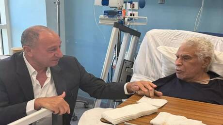 حسن شحاتة يبارك للفراعنة التأهل إلى كأس العالم 