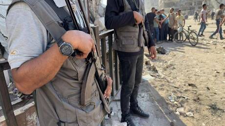 حماس: نرفض وضع السلاح إذا كان يعني تجريدنا من وسائل الدفاع