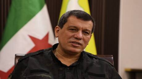 عاجل - أحداث الساحل والسويداء.. قائد "قسد" يكشف أسباب تأخر انضمام قواته للجيش السوري 