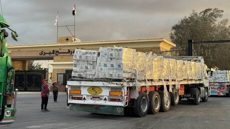  نتنياهو يأمر بوقف المساعدات الإنسانية لغزة فورا