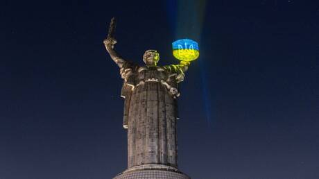 رئيس الوزراء الأوكراني الأسبق يُعلن: تعداد البلاد يهوي إلى 20 مليونا