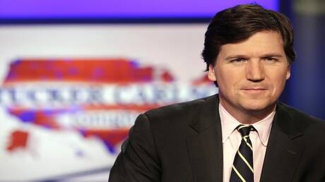 تاكر كارلسون يشن هجومًا لاذعًا: "أحتقر الصهاينة المسيحيين أكثر من غيرهم"