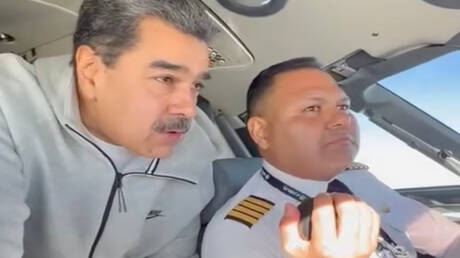 وكالة: الاستخبارات الأمريكية حاولت تجنيد ربان طائرة مادورو 