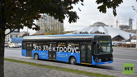 موسكو تبدأ اختبار حافلة كهربائية جديدة مزودة بتقنية الشحن الليلي