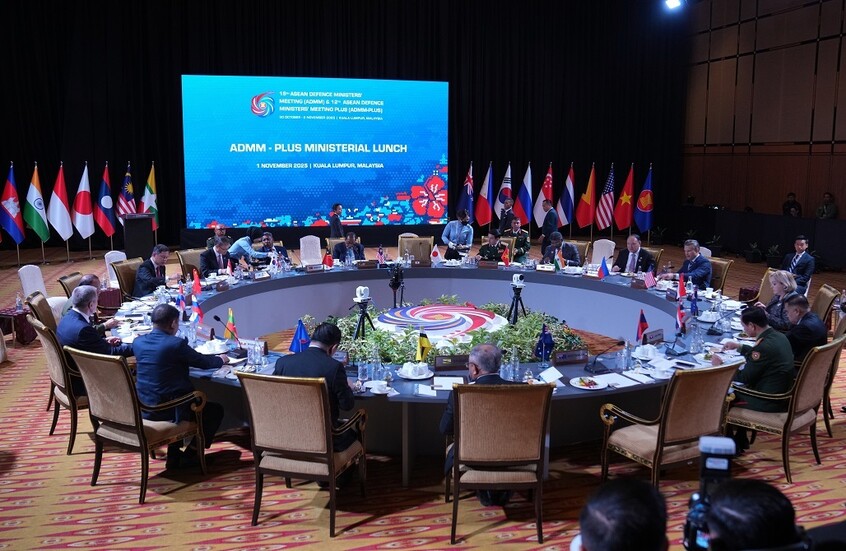 الدفاع الروسية تحذر من مغبة ظهور "ناتو شرقي" في منطقة آسيا والمحيط الهادئ