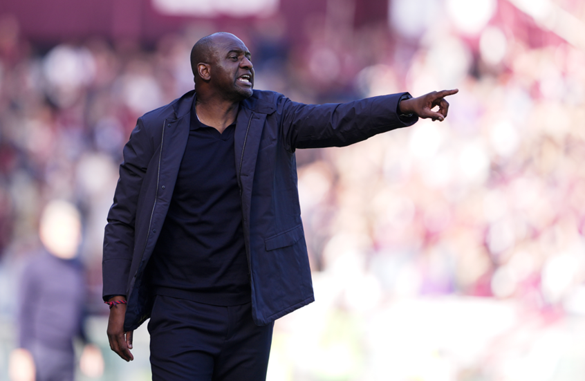 جنوى يقيل مدربه فييرا بعد سلسلة نتائج مخيبة في الدوري الإيطالي