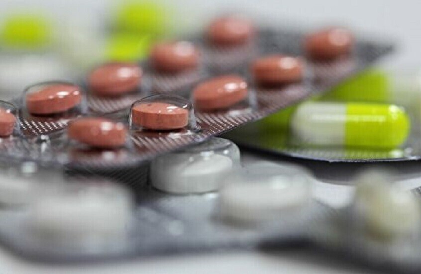 شديدة السمية.. هيئة الدواء المصرية تحظر مادة تستخدم في بعض الأدوية والعطور