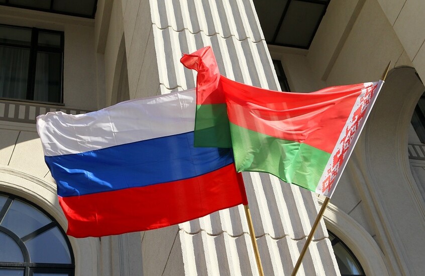 غلازييف: روسيا وبيلاروس قادرتان على صد أي تهديدات