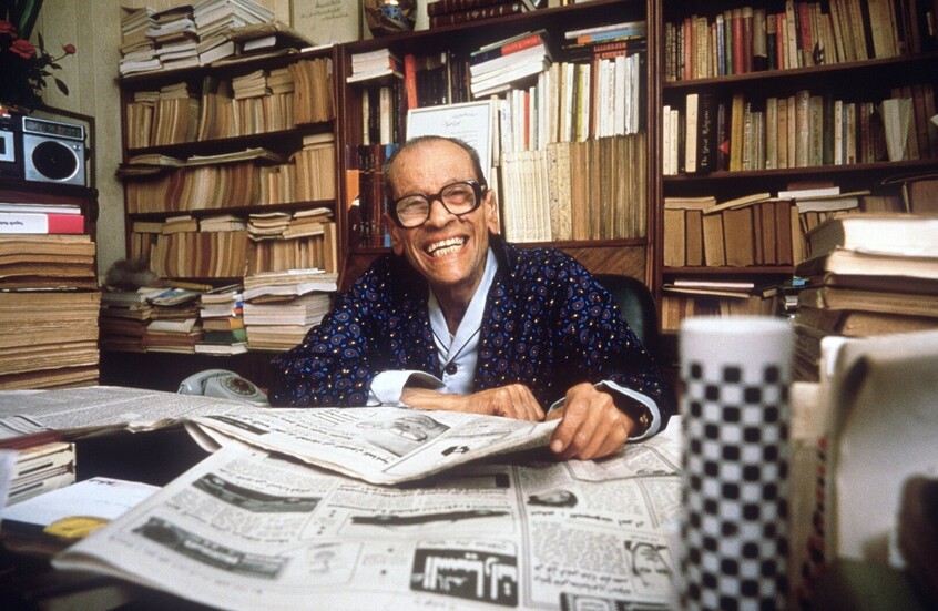 سر  النجيب المرعب.. رواية أشعلت الفتنة وكادت تودي بحياة أعظم روائي عربي